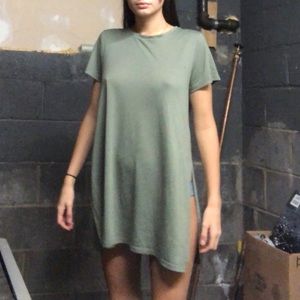Short green T shirt dress